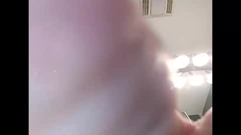 Snapshot of thehammerxx chatting on September 17, 9:43 am thehammerxx online show from September 17, 9:43 am