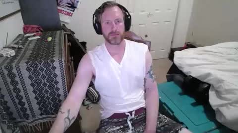 thehotistckonlin online show from April 2, 5:27 am