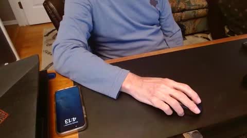 Snapshot of thembones chatting on November 1, 8:13 pm thembones online show from November 1, 8:13 pm