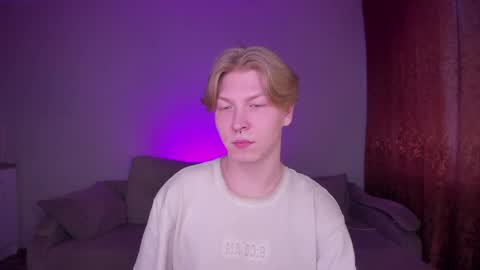 Sever online show from April 25, 12:24 am