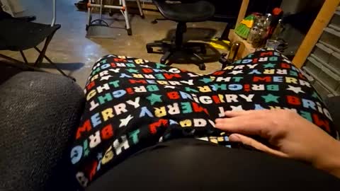 thenewone22901 online show from January 8, 4:17 am