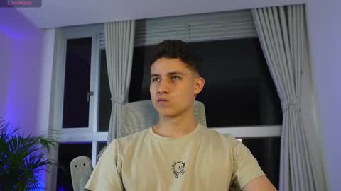  THEO- MATEO  online show from March 11, 11:48 pm