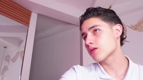  THEO- MATEO  online show from January 28, 1:49 pm