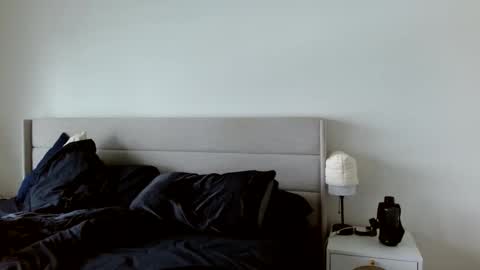 Yoshi online show from March 17, 6:32 pm