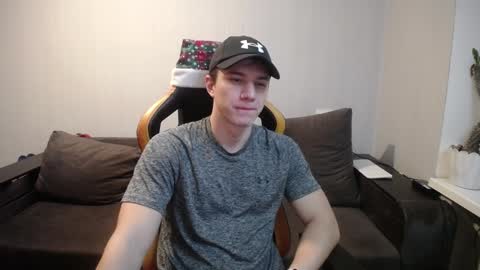 Nick   online show from December 21, 9:04 pm