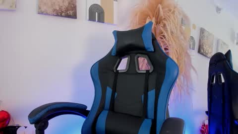 Thiago  online show from March 26, 8:24 pm