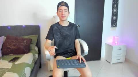 Manuel online show from February 3, 6:22 am