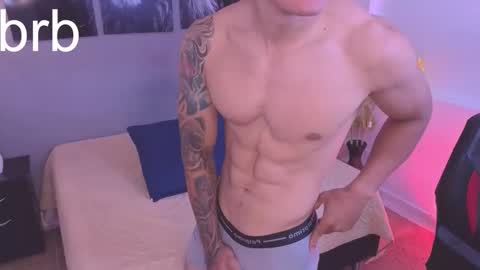 Thiago  online show from March 5, 12:23 pm