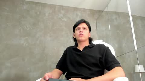 Thiago online show from May 2, 11:46 am