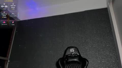 THIAGO MENESES online show from March 21, 8:19 am