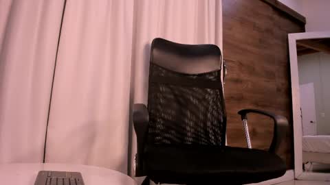 thiagovega_ online show from May 11, 3:30 am