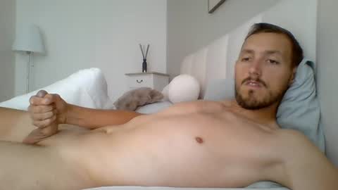 thib9223 online show from July 1, 10:27 am