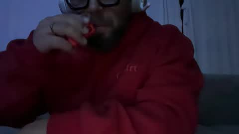 thiccbull12 online show from November 2, 9:13 am