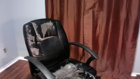 thickcutbacon09 online show from February 9, 4:57 am