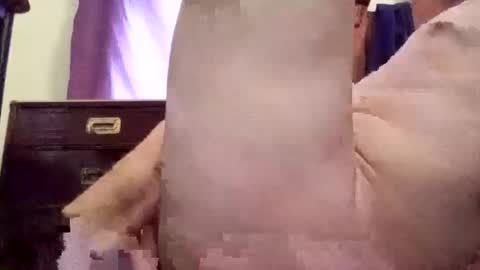 Call me yours online show from April 21, 11:00 pm