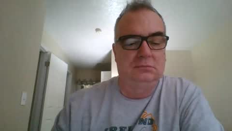 thickwhiteload online show from July 10, 7:05 pm