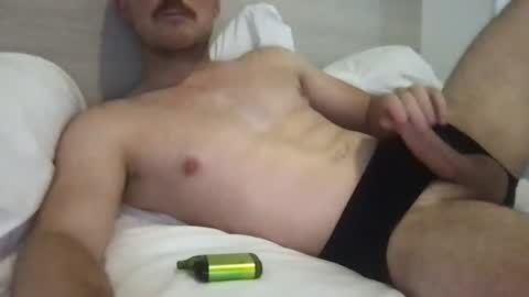 thierrinho8148 online show from July 28, 3:21 pm