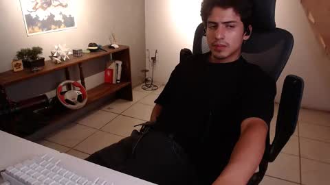 thieves_us online show from February 12, 5:24 am