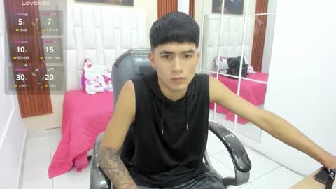  THIAGO COLLINS  online show from March 29, 5:35 pm