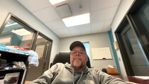 thisguy374 online show from December 18, 6:04 pm