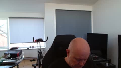 thomas315627 online show from April 21, 10:32 am