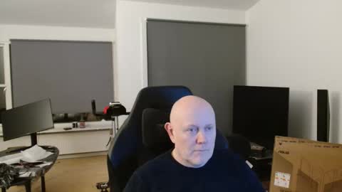 thomas315627 online show from March 21, 8:24 pm