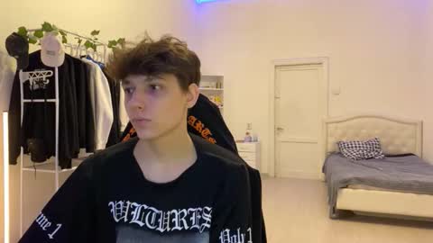 Thomas Hill online show from October 27, 8:44 pm