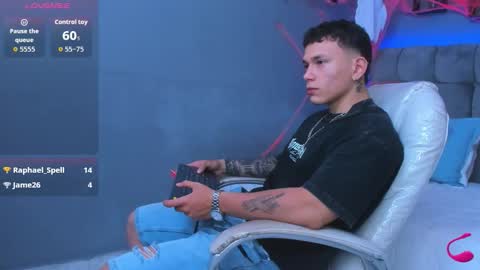 Thomas online show from November 1, 4:11 pm