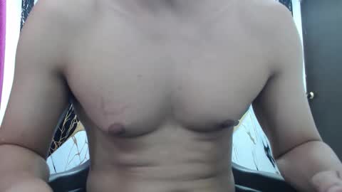 Thomas online show from April 15, 9:04 pm