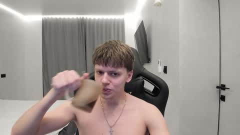 Tomas online show from April 1, 12:12 am