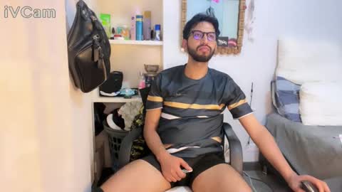 thomass10183 online show from February 25, 3:51 am