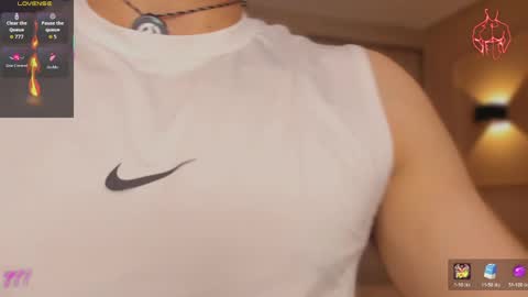 Thom Klein online show from April 21, 7:42 pm