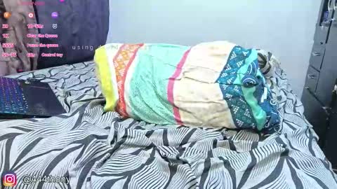 thonyxxx_ online show from September 14, 6:15 am