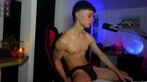   L e a n d e r   25OFF ON MY OF online show from February 23, 12:34 am