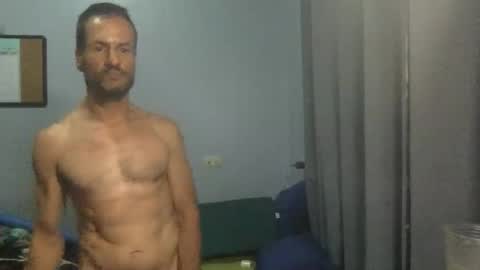 threelion online show from February 5, 7:15 am