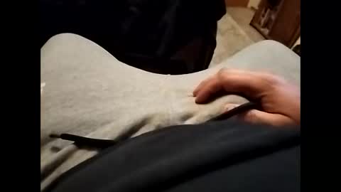 throbbing4u69 online show from April 20, 7:55 am