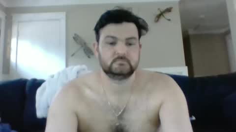 Make me explode please... online show from March 5, 6:45 pm