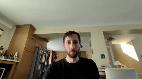 throwawayafteruse20202 online show from March 1, 7:02 pm