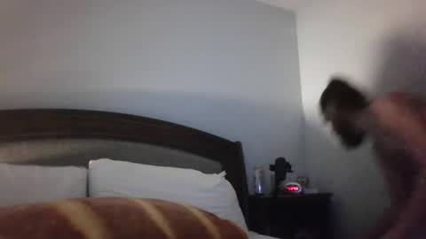 Snapshot of tiberiusblu chatting on October 27, 3:42 am tiberiusblu online show from October 27, 3:42 am