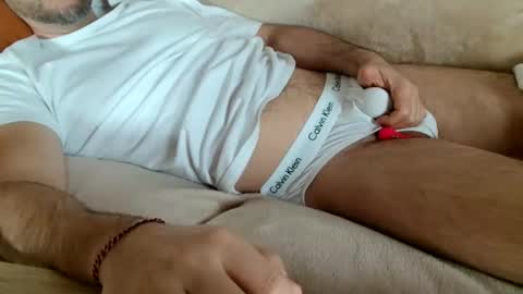 Tiburonbeach online show from December 14, 10:44 am