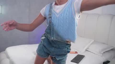 timmyshy online show from January 15, 2:15 am