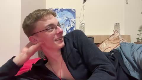 Snapshot of timveret chatting on December 3, 9:56 pm Wizard online show from December 3, 9:56 pm