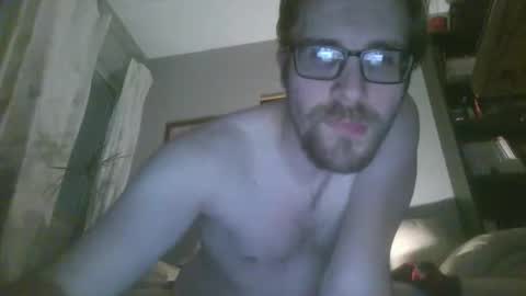 titlovercums online show from February 3, 6:22 am