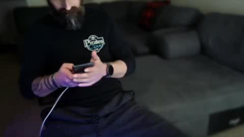 Snapshot of tj_the_man chatting on March 4, 1:59 pm TJ online show from March 4, 1:59 pm