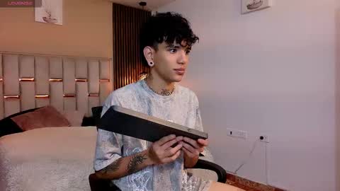 todoroki_g online show from January 17, 8:11 pm