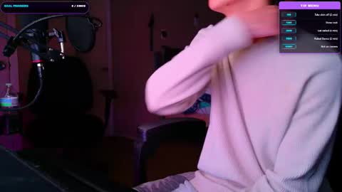 tokensarefun12801 online show from February 11, 2:11 pm