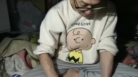 small man online show from April 15, 4:40 pm