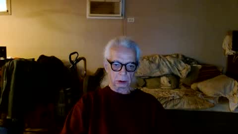 tom112292014 online show from April 22, 12:54 pm