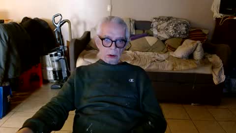 tom112292014 online show from February 25, 4:52 pm