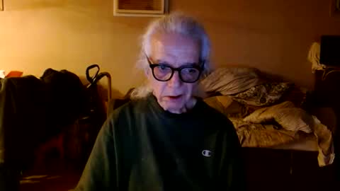 tom112292014 online show from March 1, 3:50 am